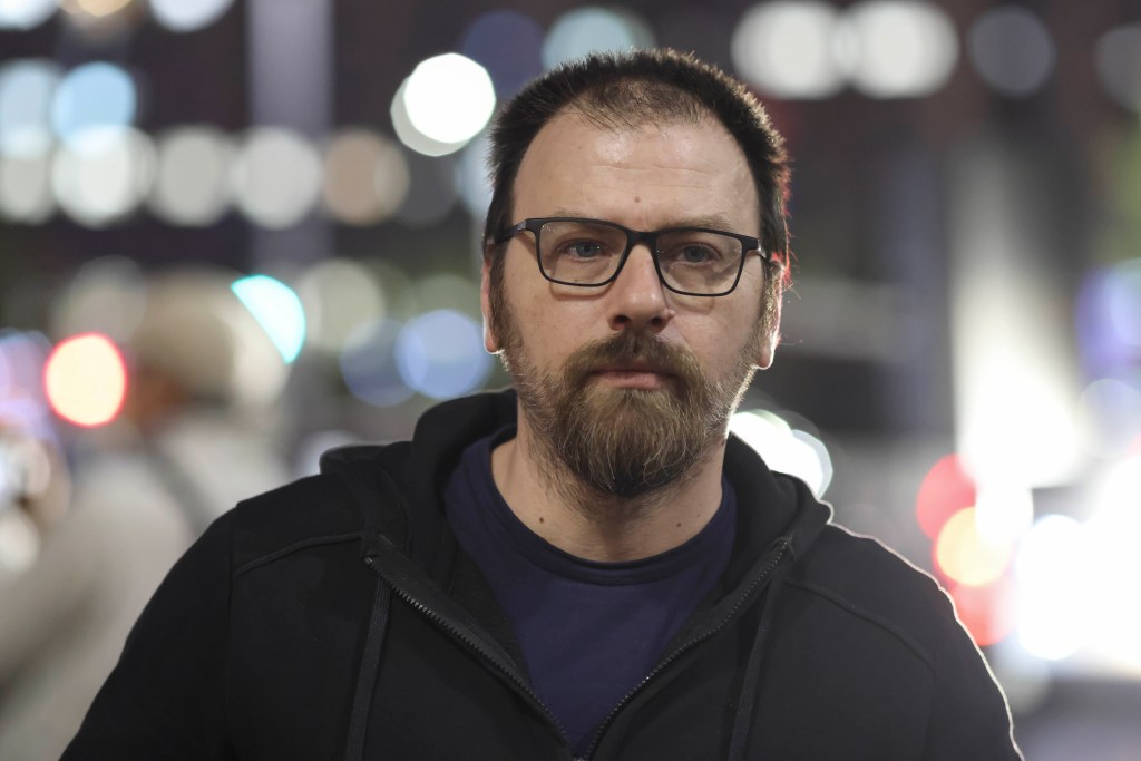 Adrian Albu, supraviețiutor Colectiv. Foto: Inquam Photos / Sabin Cirstoveanu