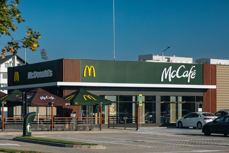 McDonald’s în România: investiții majore de 170 milioane de lei și planuri ambițioase de expansiune cu 7 deschideri în 2024