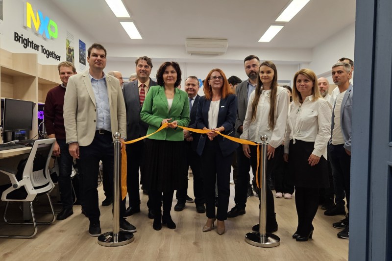 NXP Semiconductors România își continuă susținerea învățământului superior inaugurând un laborator de ultimă generație la Facultatea de Inginerie din cadrul  Universității ”Lucian Blaga” din Sibiu