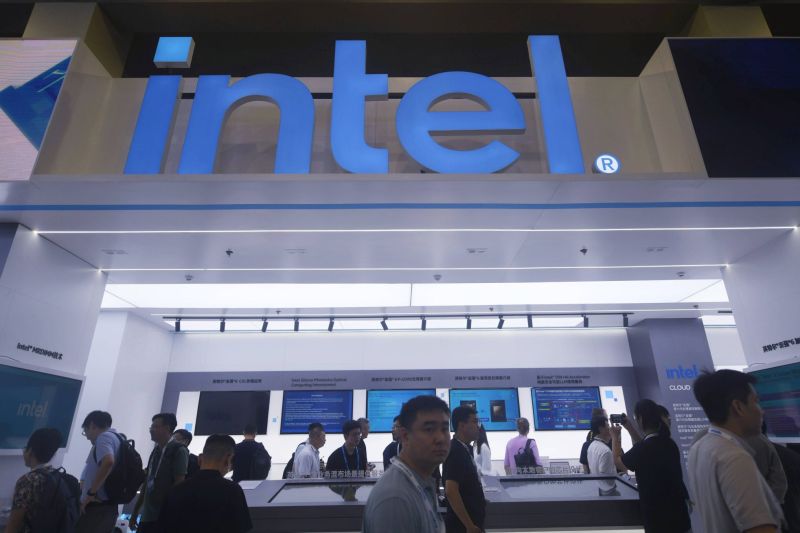 Intel a postat cele mai mari pierderi din istoria companiei