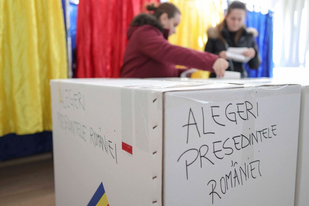 Vot turul I al alegerilor prezidențiale / FOTO: Inquam Photos / Octav Ganea