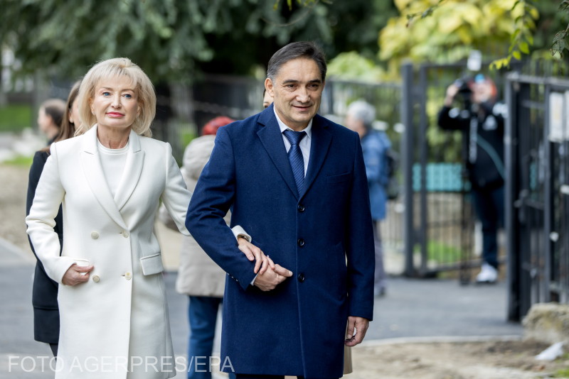 Alexandr Stoianoglo și soția sa Țvetana. Foto: Agerpres