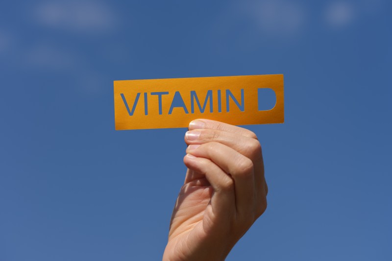 STUDIU: Lipsa de vitamina D poate crește de până la 5 ori riscul de boli autoimmune. Câți adulți din România au carență de vitamina D