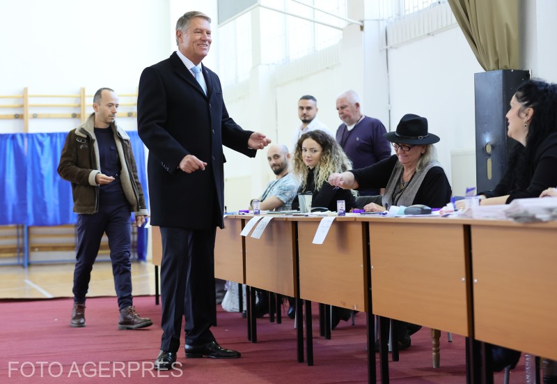 Klaus Iohannis la vot / Foto: Agerpres