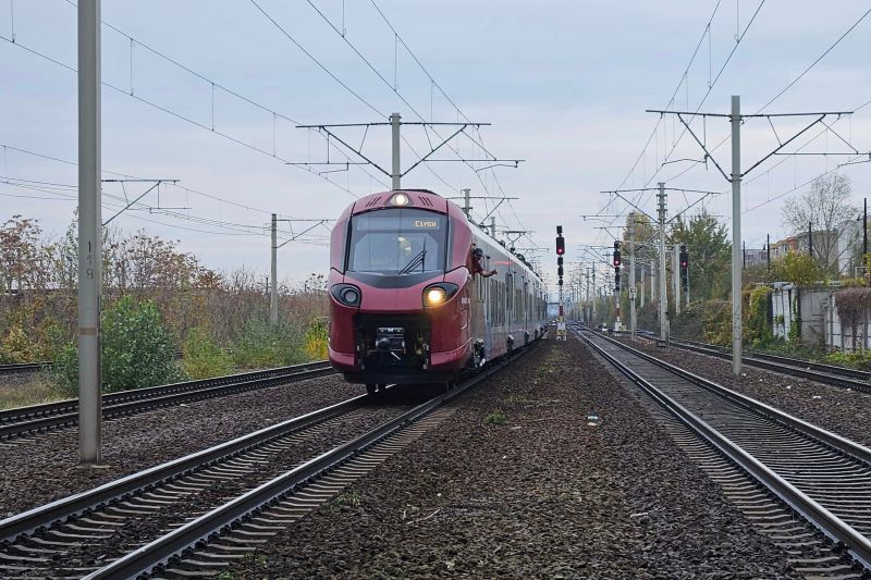 VIDEO Primul tren cumpărat de România în ultimii 20 de ani, în teste. Când va intra oficial în circulație