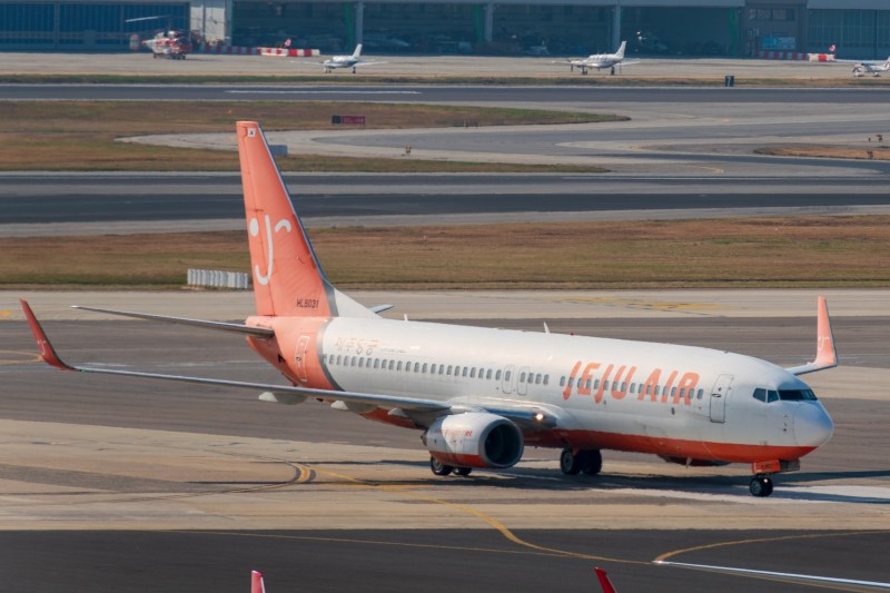 Un alt avion Jeju Air a avut probleme la scurt timp de la decolare şi a făcut cale întoarsă