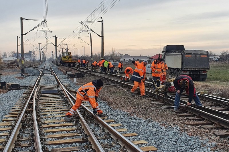 Trenurile revin între Sibiu și Copșa Mică, după ce lucrările de reparații s-au terminat cu câteva luni întârziere