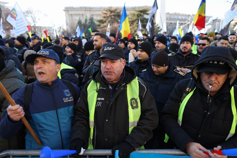 Protest organizat de Sindicatul Naţional al Poliţiştilor şi al Personalului Contractual în Bucuresti, 17 ianuarie 2025. Inquam Photos / George Călin
