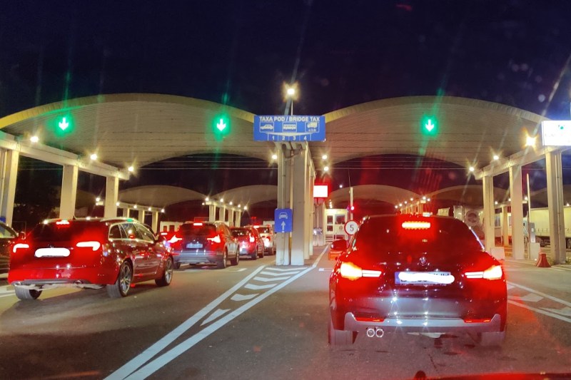 Plată electronică pentru a trece Podul de la Giurgiu fără a mai sta la barieră. Pas important făcut de Compania de Drumuri