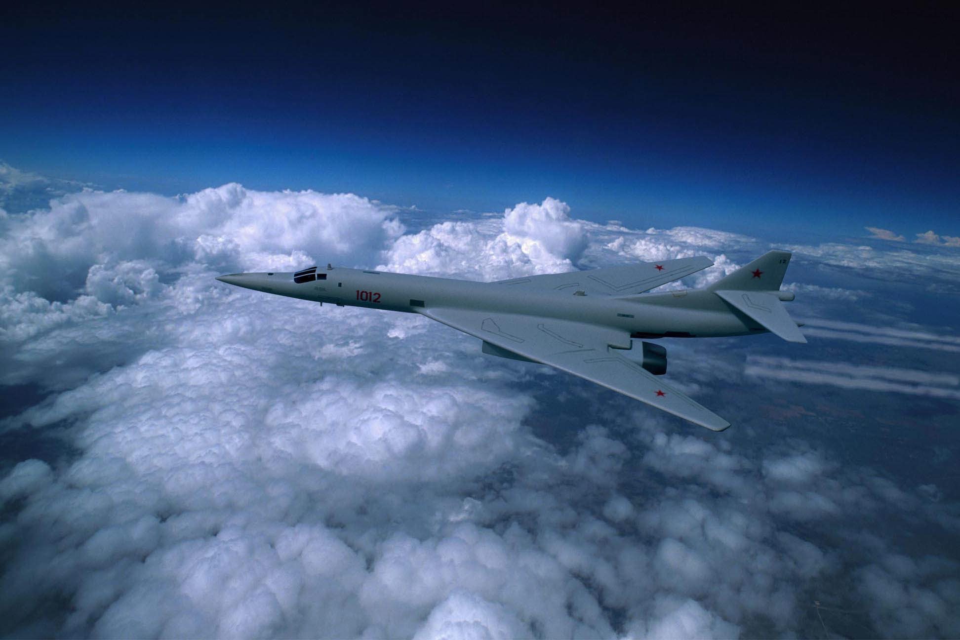 Bombardierele ruse Tu-160, misiune de 11 ore în Arctică