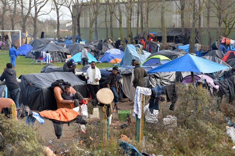 Vietnamezi ascunși în valize pentru a traversa Canalul Mânecii. Sentința în cazul unui francez acuzat de trafic de migranți