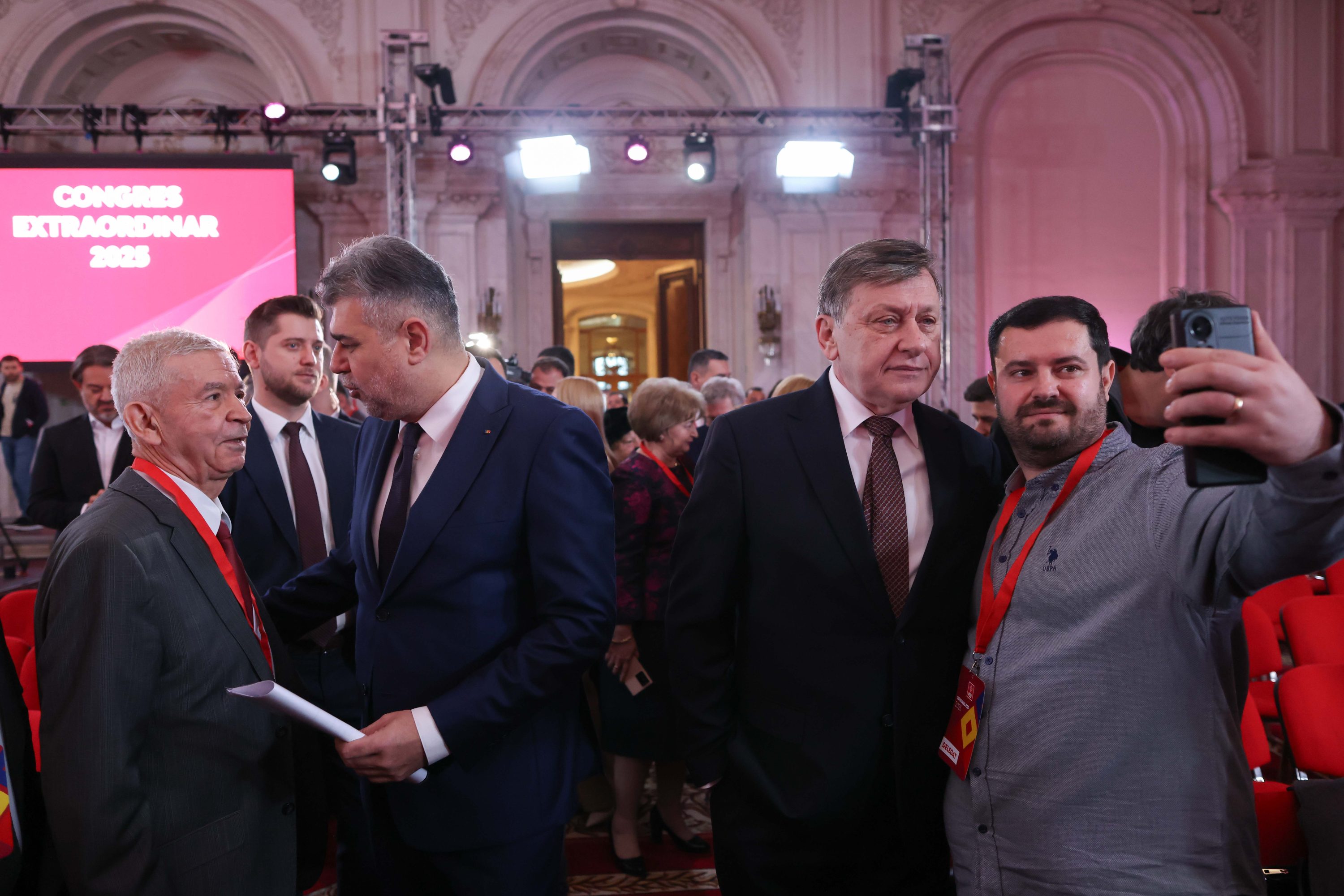 Discursuri ultraconservatoare la Congresul PSD