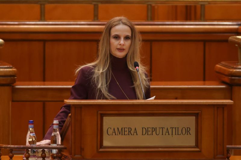 Val de reacții și controverse pe un proiect de lege privind avortul: „Aduce aminte de decretul 770 dat de Ceaușescu” / Inițiatoarea îi acuză pe cei care critică proiectul că „nu știu să citească”