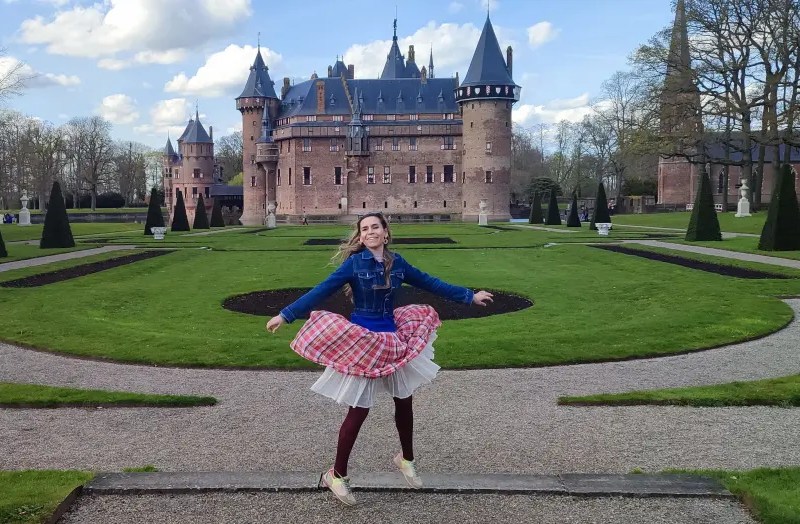 Prințesa urbană, de 3 ani în Olanda: „Părinții olandezi sunt foarte diferiți de cei români. Văd toată iarna copii pe biciclete, la 3 grade, pe vânt sau ploaie, fără căciulă.”