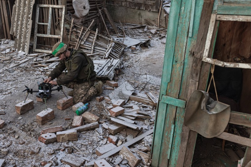 Război în Ucraina, ziua 1082: Trump anunță că a vorbit la telefon cu Putin / Rusia revendică preluarea unei noi localități / Ce dă la schimb Moscova pentru soldații nord-coreeni care o ajută pe front / Suspiciuni de spionaj la o cazarmă a armatei germane