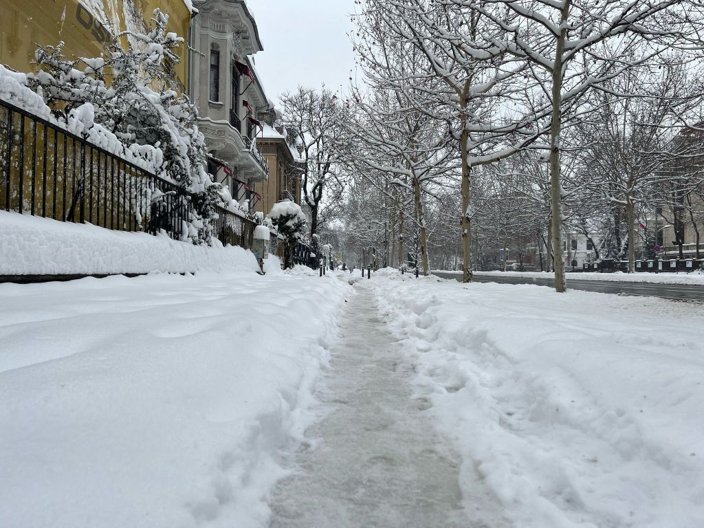Zăpadă în București / Foto: HotNews.ro