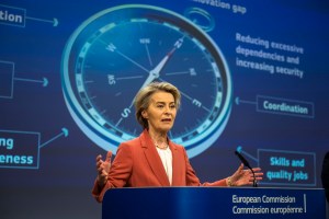 Președinta Comisiei Europene, Ursula Von Der Leyen, în timpul unei conferințe de presă pentru inițiativa „Busola pentru competitivitate", în Bruxelles, 29 ianuarie 2025. Foto: Wiktor Dabkowski / Eyevine / Profimedia
