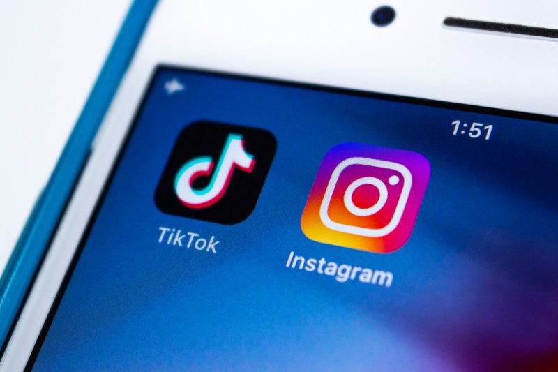 Instagram și TikTok. Foto: Shutterstock