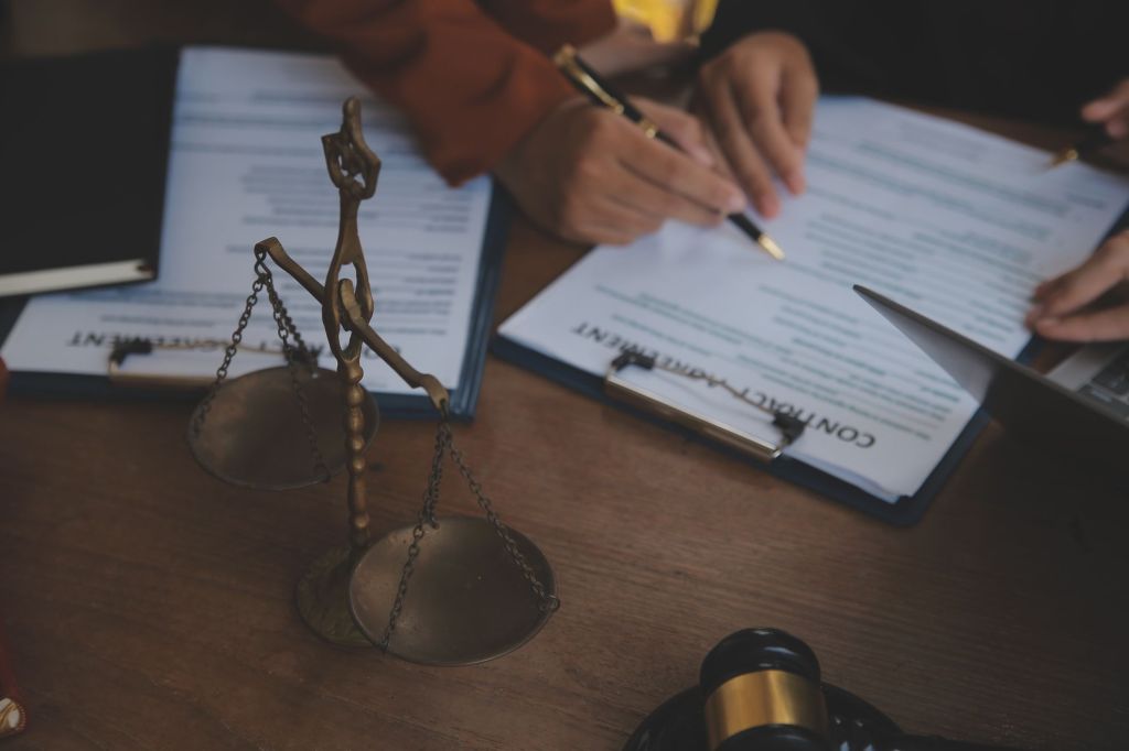 Concilierea litigiilor din asigurari / Foto: Titiwoot Weerawong / Dreamstime.com