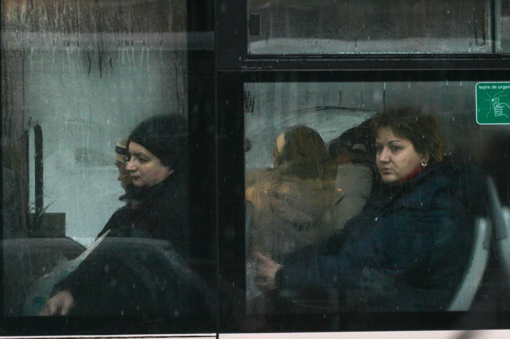 Autobuz din București. Fotografie de Gabriel Petrescu / Dreamstime