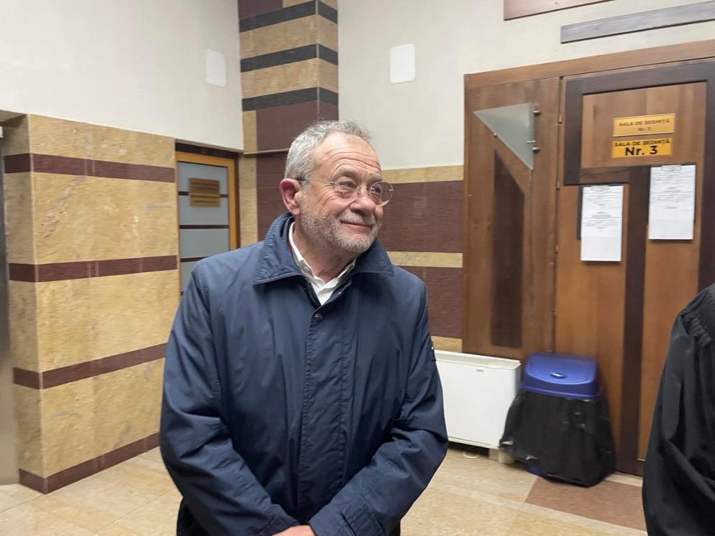 Dumitru Buzatu, la termenul din 24 martie de la Tribunalul Vaslui. Foto: Simona Voicu / HotNews