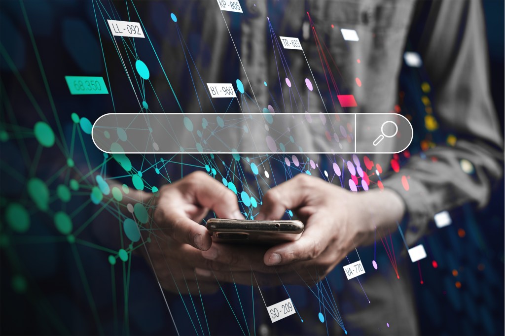 Inteligența artificială în motoarele de căutare. Colaj: Ion Mateș / Hotnews. Foto: Shutterstock