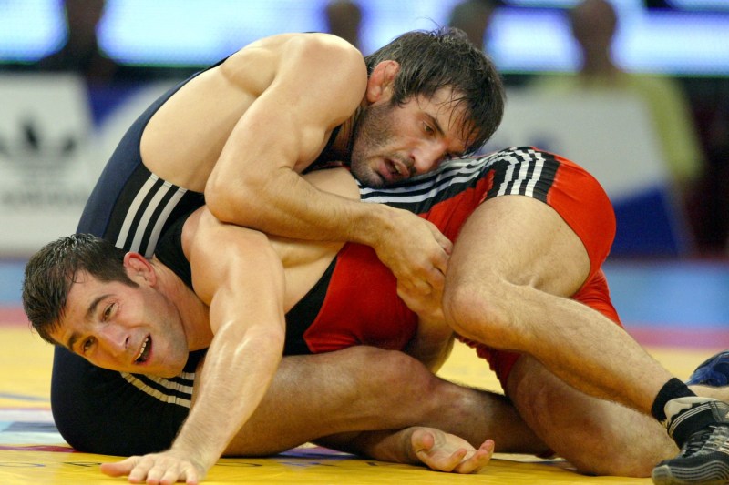 Buvaisar Saitiev a murit. Triplul campion olimpic al Rusiei la lupte libere avea 49 de ani