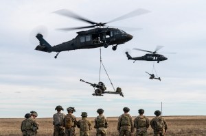 Exercițiu militar la baza aeriană Mihail Kogălniceanu, 4 ianuarie 2024. Foto: U.S. Army / Zuma Press / Profimedia