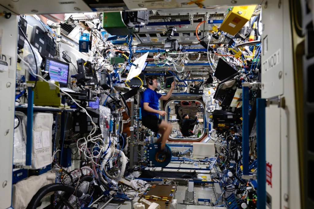 Astronauți pe Stația Spațială Internațională. Foto: Profimedia