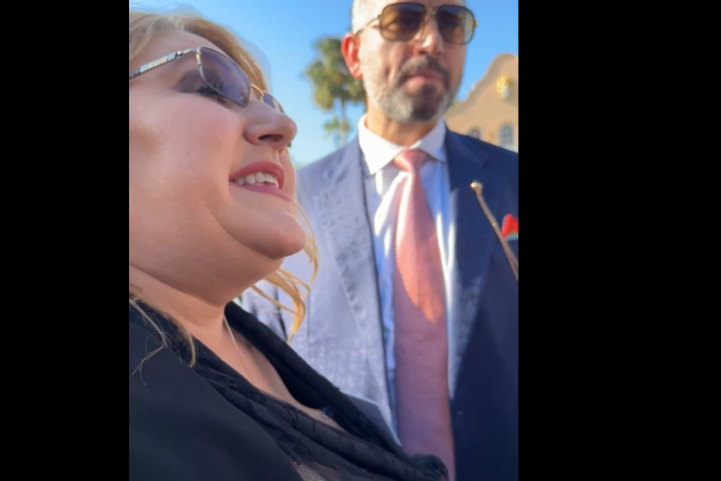 VIDEO Diana Șoșoacă s-a întâlnit cu Dragoș Sprînceană la Mar-a-Lago. Ce i-a transmis șefa SOS emisarului lui Ciolacu