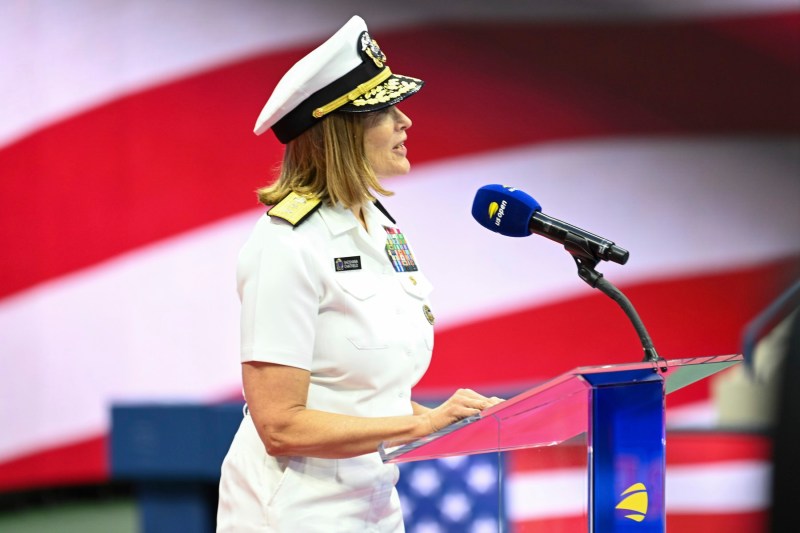 Administrația Trump continuă epurările în armata americană. Un viceamiral al marinei cu funcție de conducere în NATO a fost demis