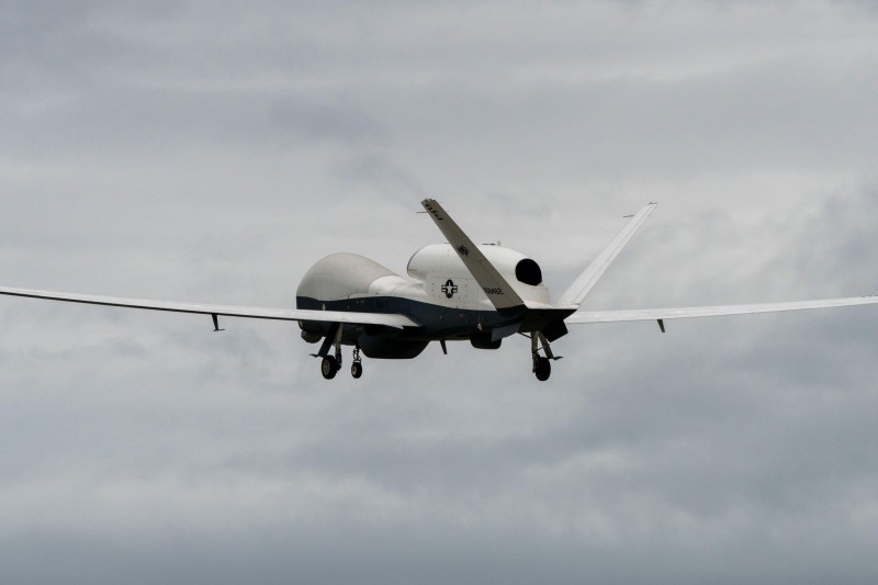 Trump vrea să atace cu drone cartelurile din Mexic / Reacția președintei Sheinbaum