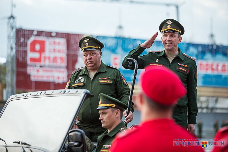 „Practic o condamnare la moarte”. Generalul destituit după ce l-a criticat pe Gherasimov revine pe frontul din Ucraina, la comanda unui batalion „Storm Z”