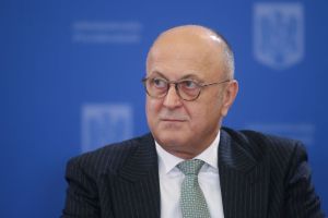 Dan Șucu la conferinţa „România şi OCDE - Principalul proiect de ţară după NATO, UE şi Schengen”, la Palatul Cotroceni din București, 2 aprilie 2025. Inquam Photos / George Călin