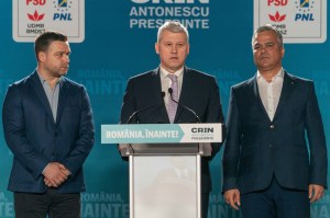 Ciprian Ciucu, Cătălin Predoiu și Adrian Veștea. Inquam Photos / Pana Tudor