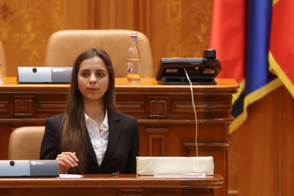 Ședința Camerei Deputaților în cadrul căreia deputații depun jurământul, în București, 21 decembrie 2024. Inquam Photos / George Călin