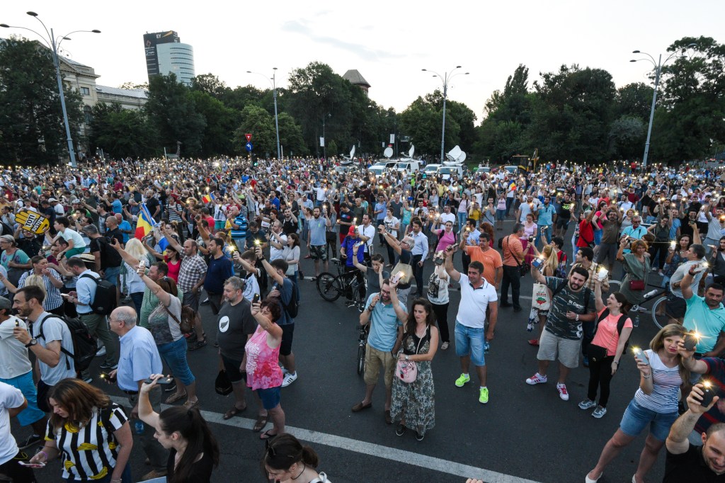 Manifestație în Piața Victoriei. Fotografie ilustrativă: Albertophotography / Dreamstime