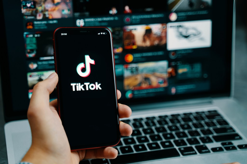 TikTok. Foto: Savconstantine | Dreamstime.com