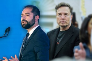 Radu Burnete și Elon Musk. Colaj: Ion Mateș / Hotnews. Foto: Inquam Photos / George Călin și Profimedia