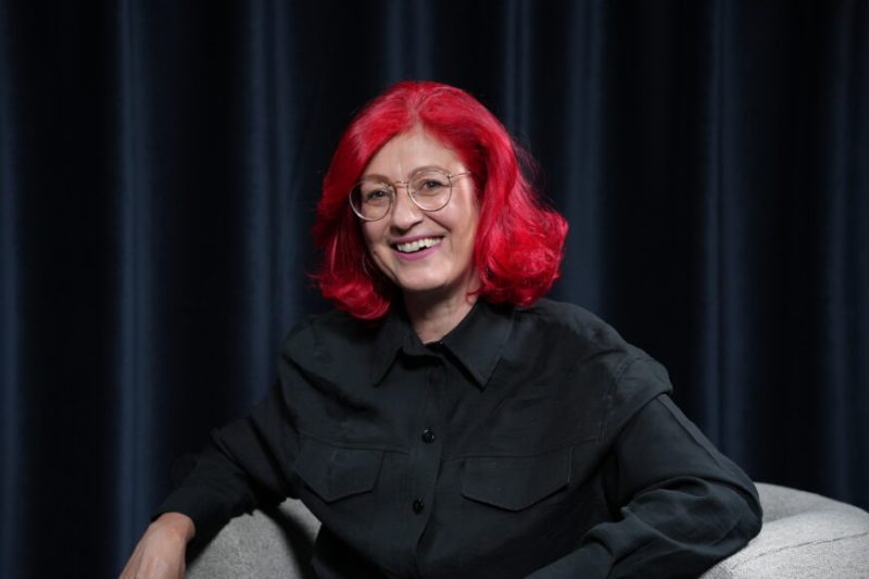 Antoneta Galeș, autoare și life-coach, ne ajută să găsim echilibrul de care avem atâta nevoie între muncă și familie.