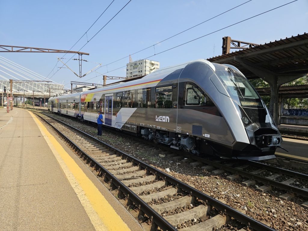 Trenul diesel Leon produs la Pașcani. Foto: Vlad Barza / HotNews