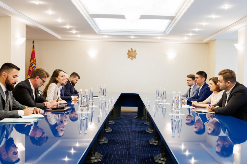 Ministra de Externe, Oana Țoiu, în vizită la Chișinău. Foto: presedinte.md