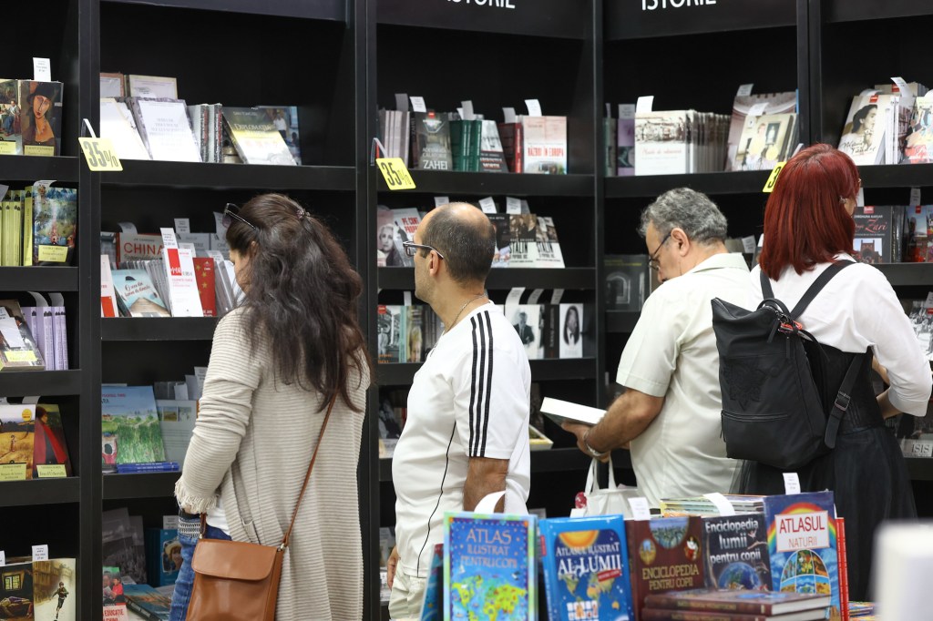 Târg de carte, București. Inquam Photos / Bogdan Buda