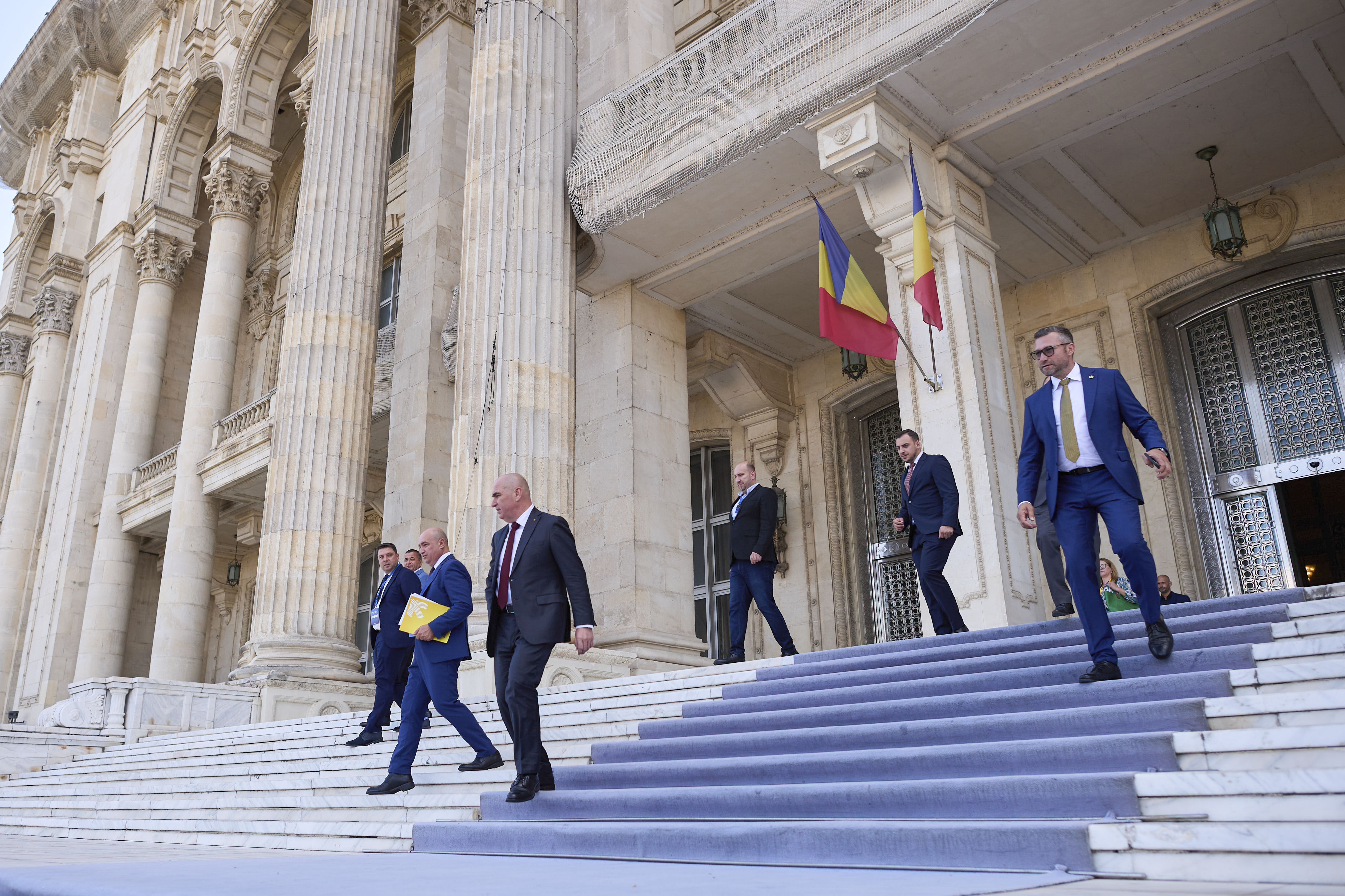 Culisele ședinței de la PNL. Ce se decide în spatele ușilor închise și cum s-au poziționat principalii lideri: „Un moment de cotitură”