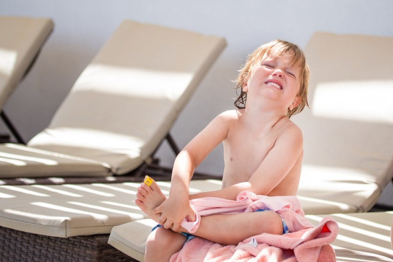 Uneori, vacanțele vin cu dureri greu de spus în altă limbă. Ajutați-vă de micul nostru dicționar medical pentru urgențe. Are și formă ușor de printat la final! FOTO: Shutterstock