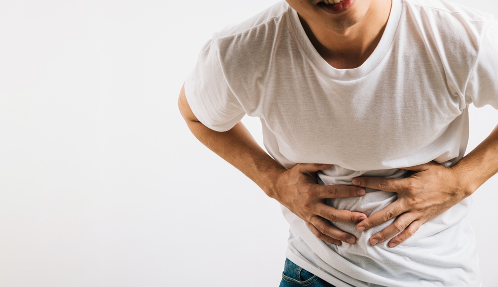 Unul dintre cele mai frecvente semne incipiente ale cancerului gastric este durerea sau disconfortul în zona stomacului, care se manifestă cu precădere dimineața. FOTO: Shutterstock