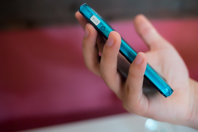 Bolojan dă undă verde pentru amenzi de până la 25.000 lei pentru comercianții care nu înlocuiesc produsele cu defecte după cumpărare