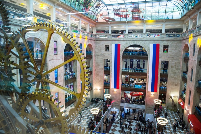 Explozie într-un emblematic magazin de jucării din Moscova, în apropiere de sediul FSB. Cel puțin o persoană a murit