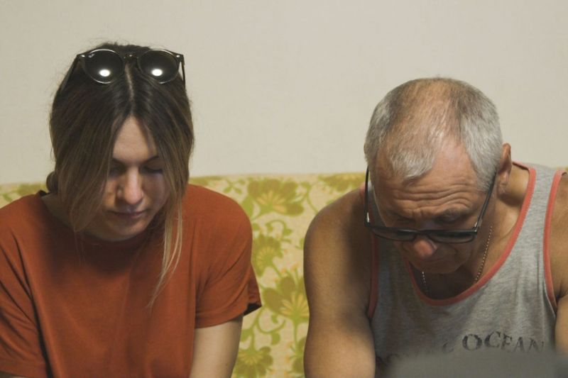 Confruntare în familie. Cum împaci generația „Acatistului Sfântului Nicolae” cu cea care merge la terapie