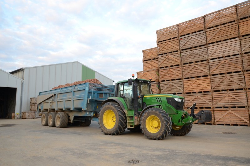 „Avem clienți care propun prețuri indecente, între zero și 15 euro pe tonă”. Un sector major din Franța a reușit o producție enormă, dar asta i-a creat probleme